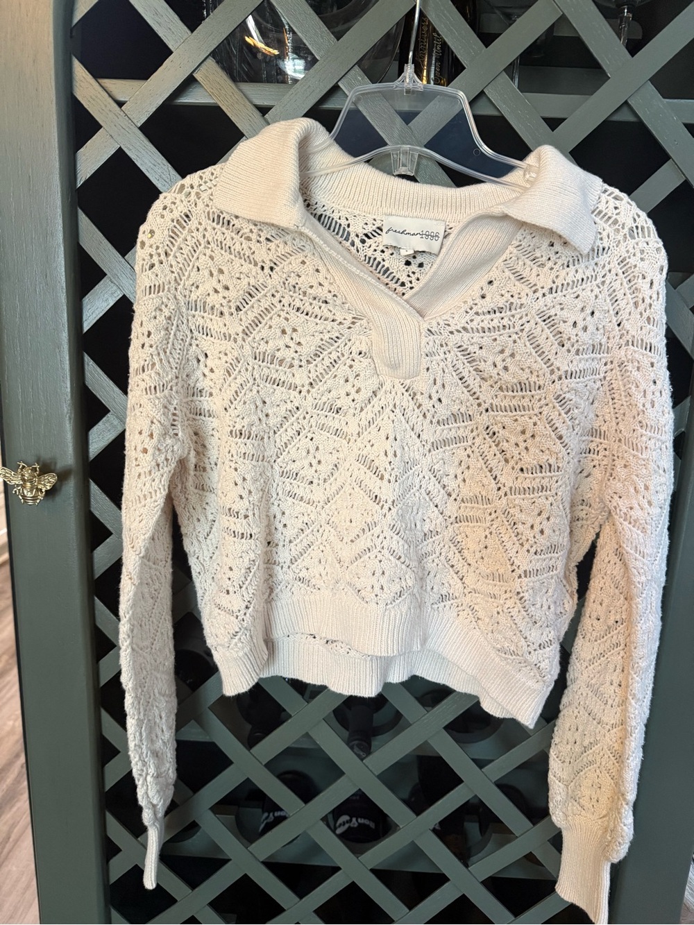 Freshman Openwork Crochet V-Neck Sweater Crop Top - Creamโ